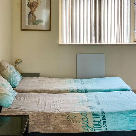Kluiskade 24 Maasland Hotel Bagian luar foto