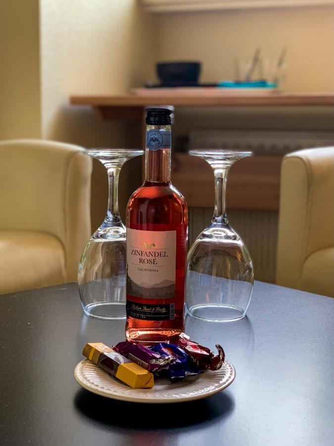 Kluiskade 24 Maasland Hotel Bagian luar foto