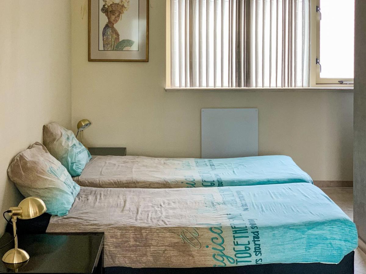 Kluiskade 24 Maasland Hotel Bagian luar foto